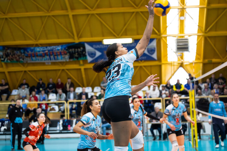 CSM Lugoj ia 3 puncte la București!  ”Albastrele” și-au recăpătat gustul victoriei în meciul cu Rapid