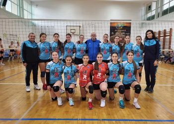 Junioarele de la CSM Lugoj U15 s-au calificat în turneul semifinal I al Campionatului Național de Volei